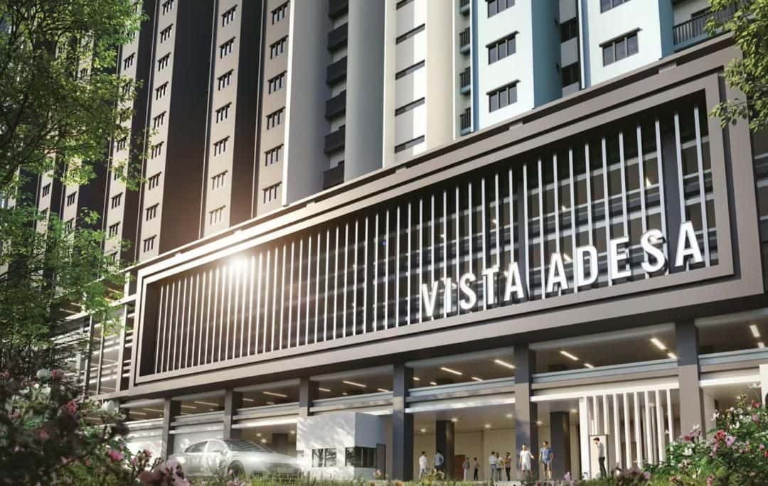 RUMAWIP Vista Adesa main entrance beneath the residential tower